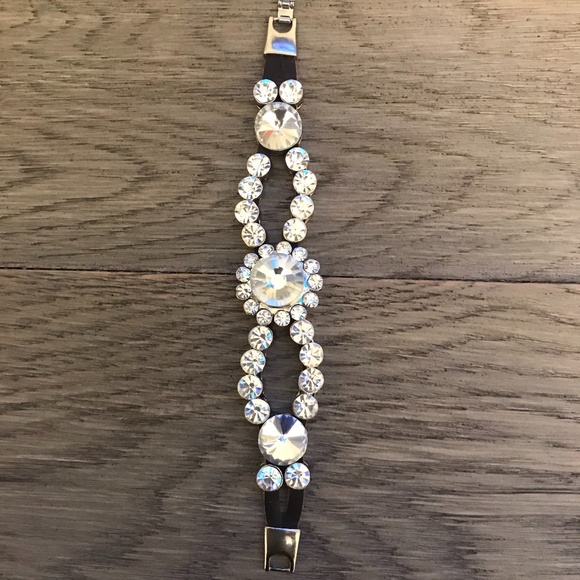 Leather and rhinestone bracelet